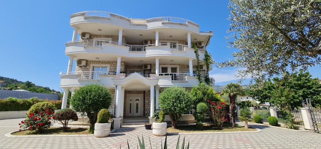 Meti Apartments Улцинь Экстерьер фото