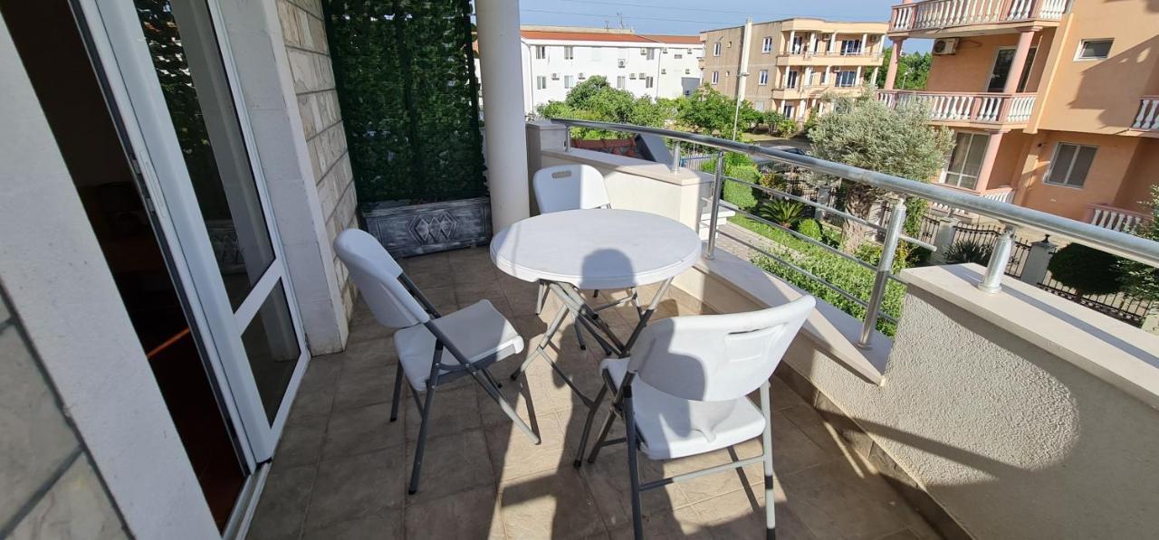Meti Apartments Улцинь Экстерьер фото