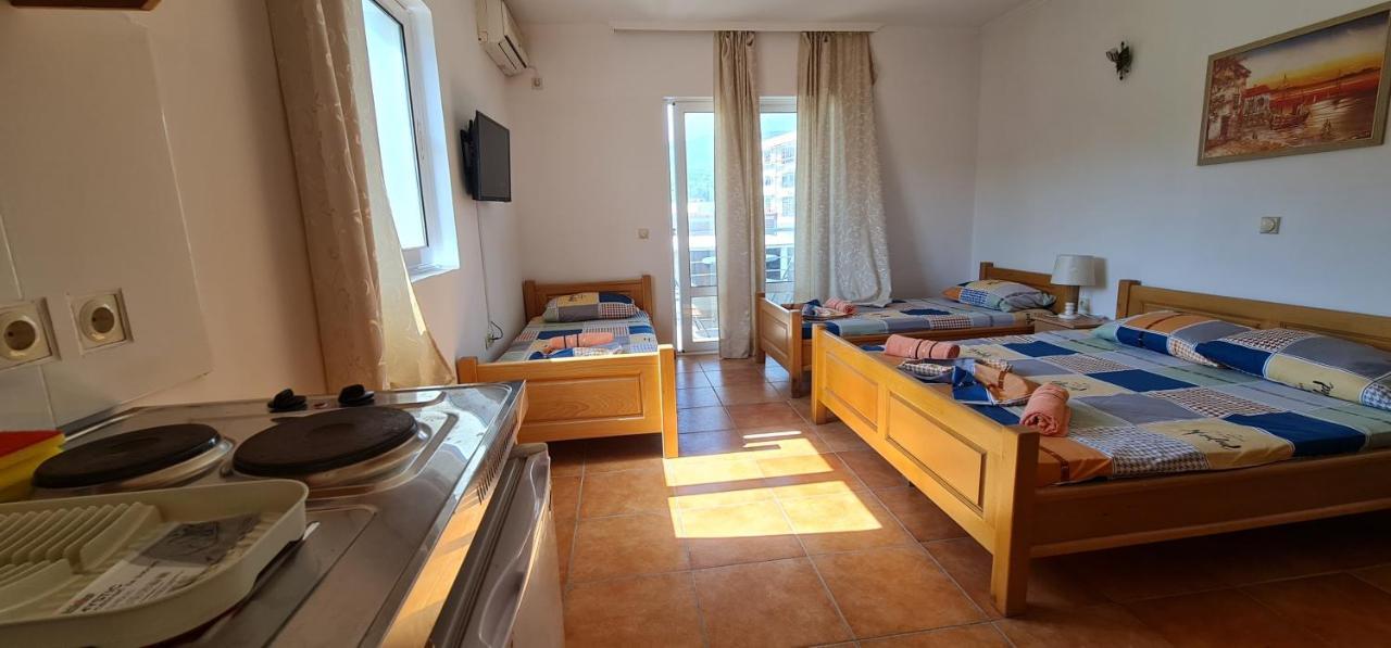 Meti Apartments Улцинь Экстерьер фото